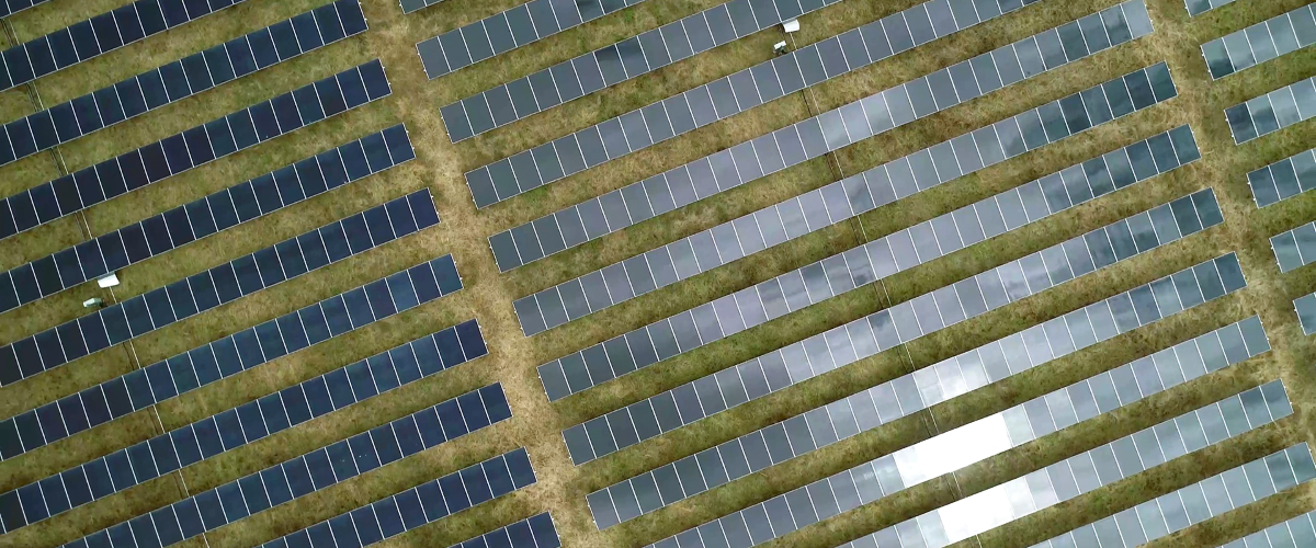 ألواح شمسية 