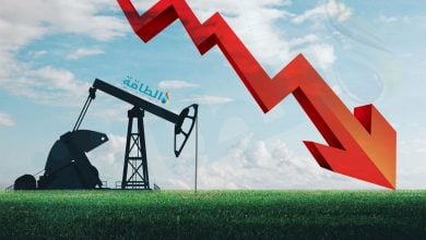 Photo of أسعار النفط تنخفض 2%.. وخام برنت لشهر مايو فوق 102 دولار