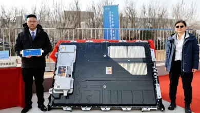 Photo of تقنية مبتكرة لبطارية ليثيوم تضاعف مدى السيارات الكهربائية (دراسة)