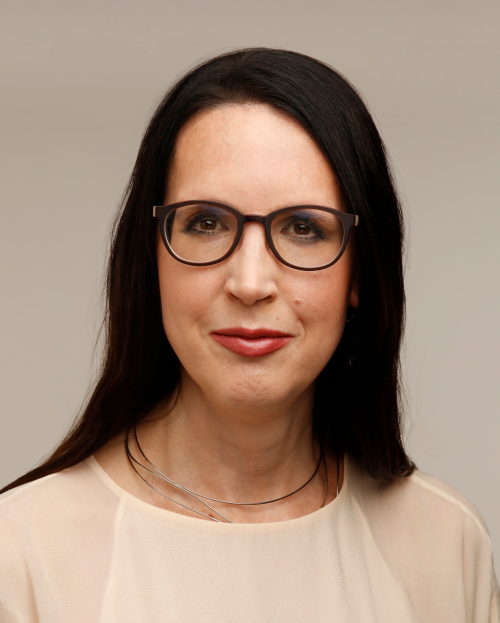 مستشارة الطاقة المستقلة كاثرين بورتر 