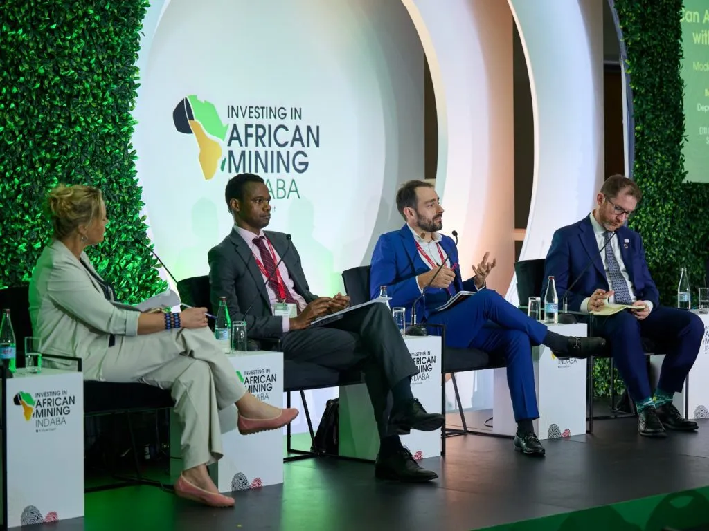 إحدى جلسات ندوة الاستثمار في التعدين الأفريقي