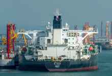 Photo of السالمي.. 4 معلومات عن ناقلة نفط كويتية عملاقة أحدث ضحية لحرب إيران