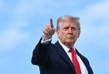 Photo of ترمب: ناقلات نفط وغاز ضخمة في طريقها إلى الولايات المتحدة