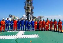Photo of سفينة حفر عملاقة تبدأ مهمة حفر 5 آبار غاز في مصر
