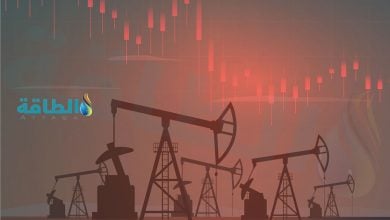Photo of أسعار النفط تنخفض 4%.. وخام برنت لشهر مايو فوق 100 دولار