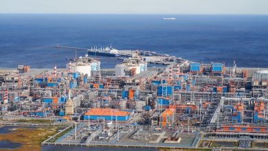 Photo of تحويل مسار شحنات الغاز المسال الروسي إلى آسيا يثير أزمة بحلول 2027