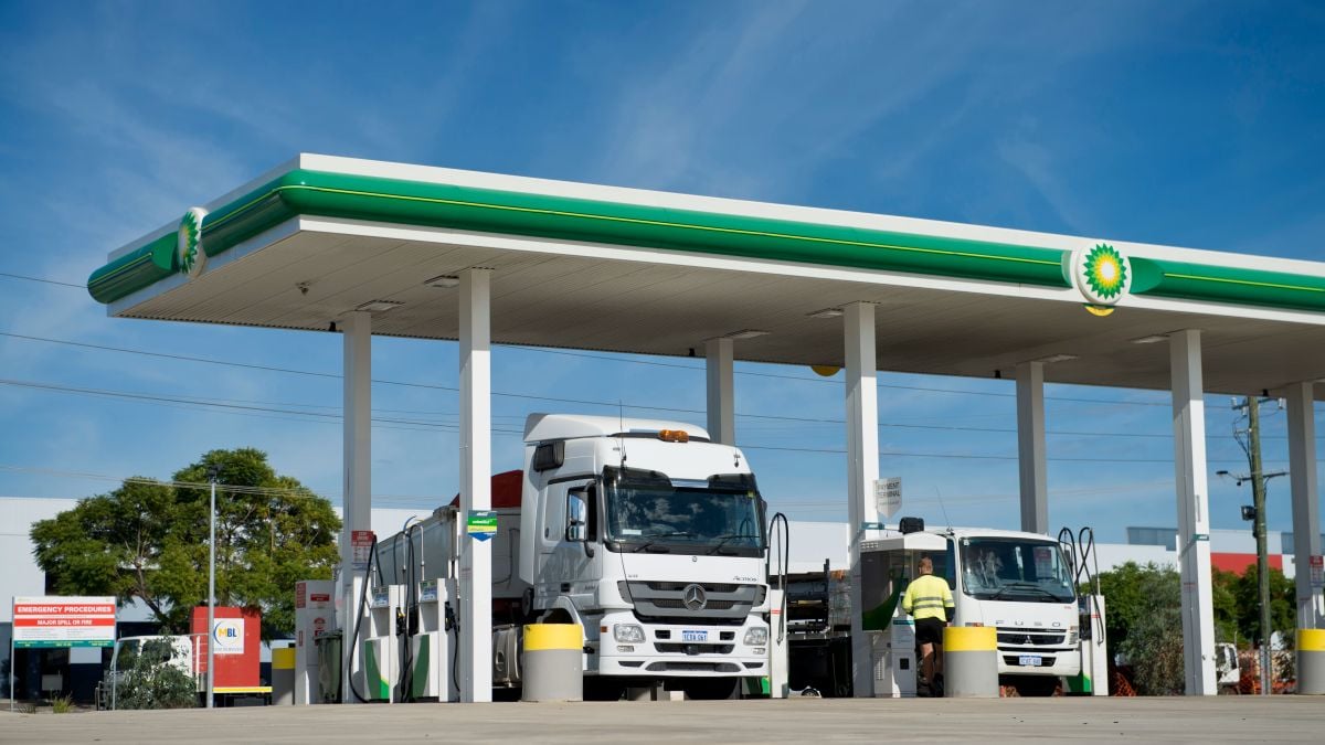 محطة وقود تقع في أكبر مستورد للديزل في العالم