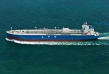 Photo of 4 ناقلات غاز نفط مسال عملاقة تدعم أسطول شركة عالمية