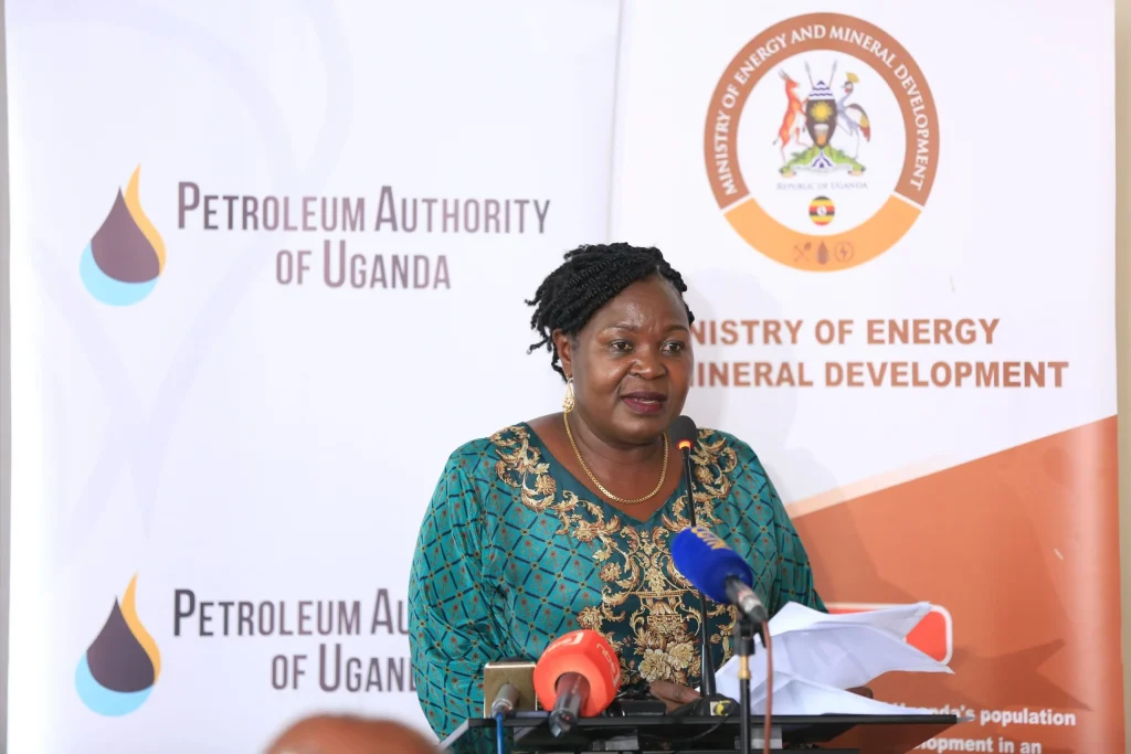 موعد تصدير أولى شحنات النفط الأوغندي - الطاقة