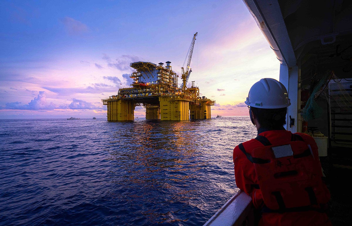 أول مشروع احتجاز كربون وتخزينه بحريًا في الصين