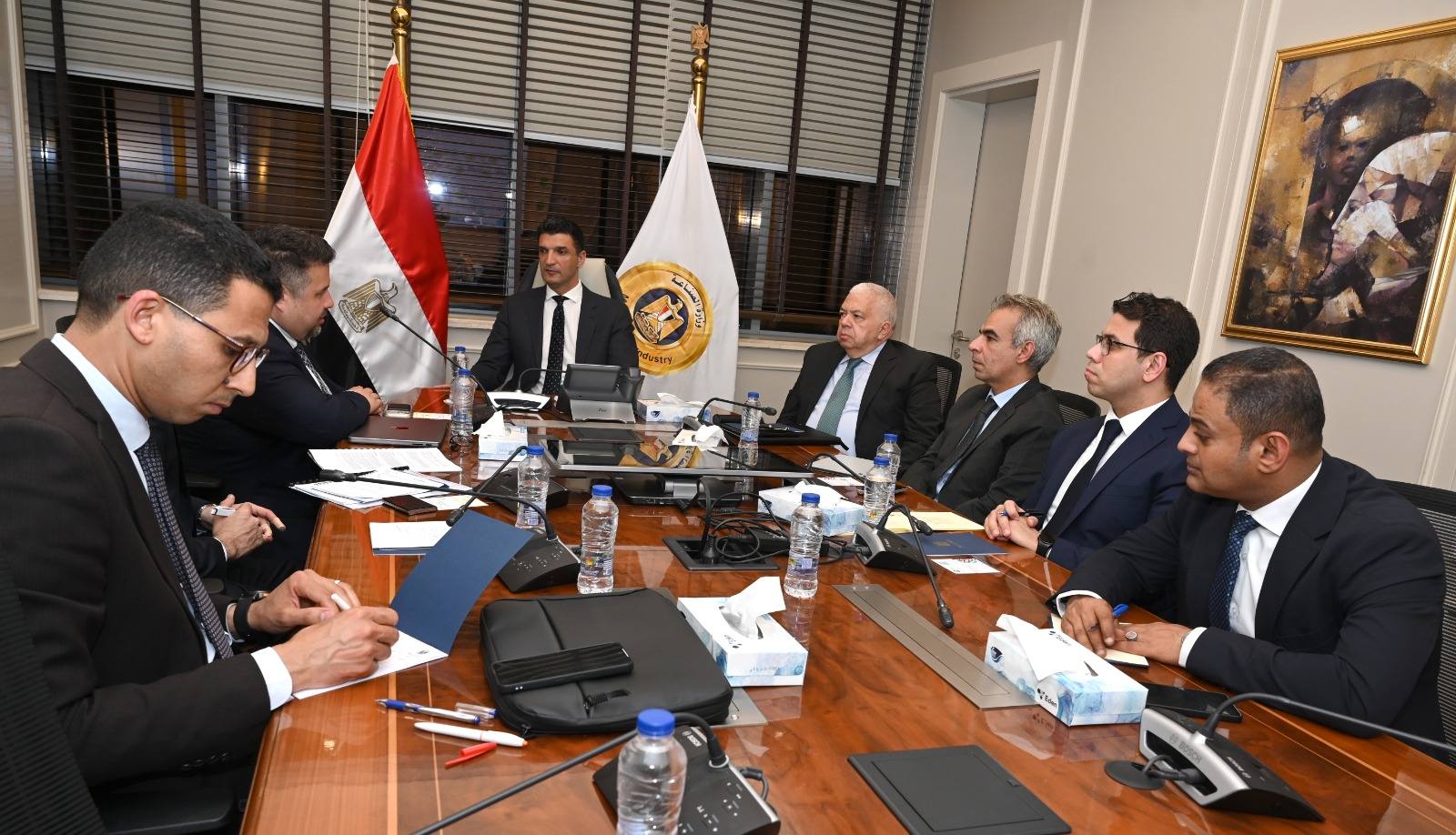 جانب من مباحثات مشروع الأمونيا الخضراء في مصر