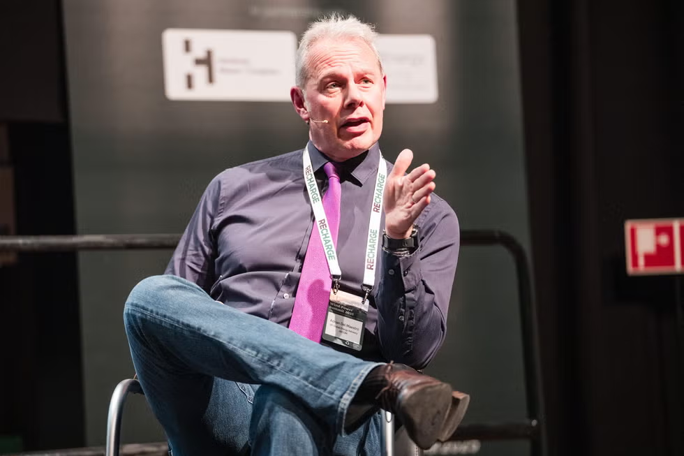 رئيس قسم استشارات الطاقة العالمية لدى شركة آيكوم الأميركية أدريان ديل مايسترو 