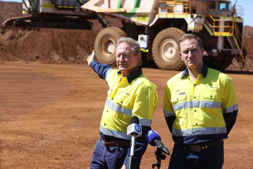 مالك شركة فورتسكيو في موقع تعدين تابع لها 