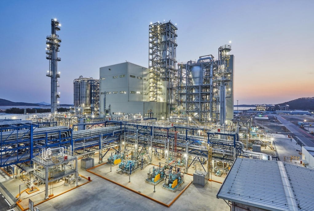 مجمع تكرير تابع لتوتال إنرجي في كوريا