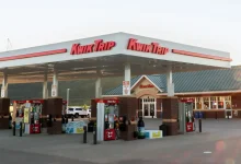 Photo of ارتفاع أسعار الوقود يدفع الأميركيين إلى حلول جديدة لتخفيف المعاناة