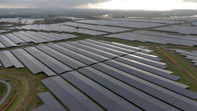 Photo of الكهرباء في بريطانيا.. ألواح الطاقة الشمسية تهدد بانهيار الشبكة (تقرير)
