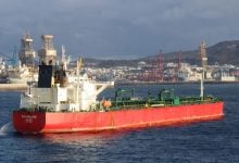 Photo of شحنة وقود خليجية نادرة في طريقها إلى أستراليا