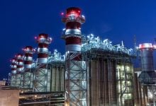 Photo of صفقات تطيل عمر 3 محطات لتوليد الكهرباء بالغاز في سلطنة عمان