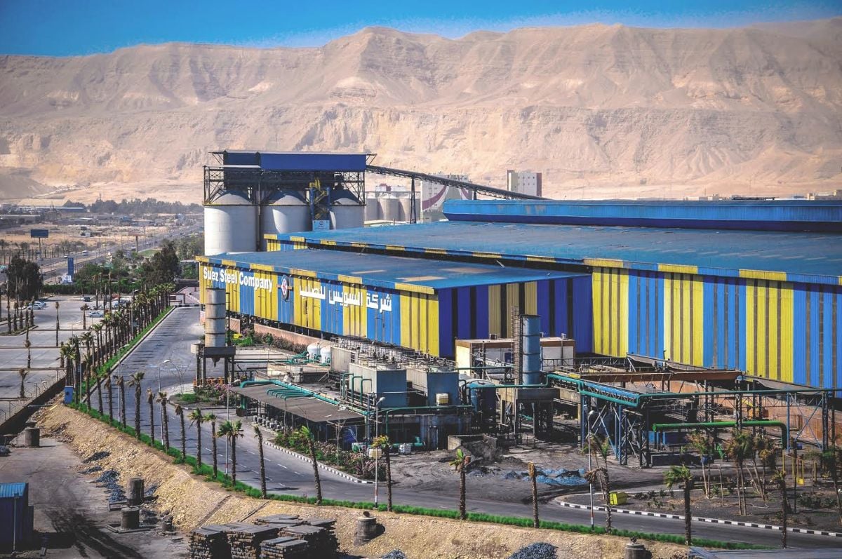 مصنع لإنتاج الصلب