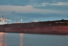 Photo of شركة مغمورة تمرر شحنة نفط عراقي بمقابل ضخم