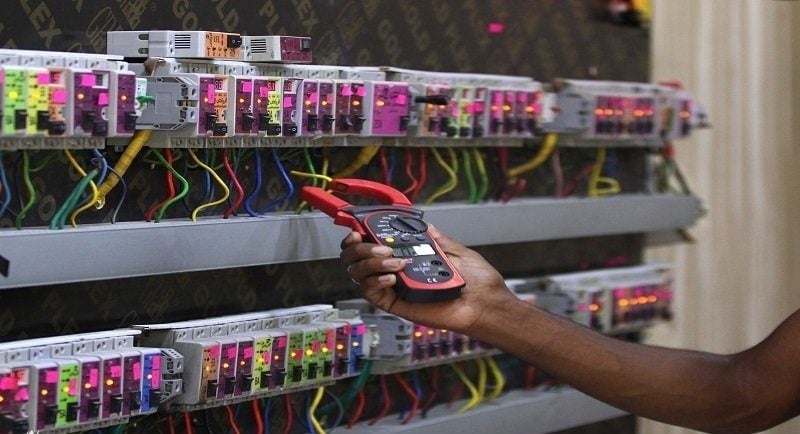 أحد مولدات الكهرباء الأهلية في العراقية