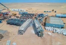 Photo of منصة حفر في مهمة بحقل بدر المصري خلال شهر