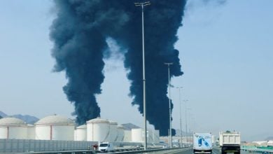 Photo of حريق منطقة بترولية في الإمارات واستهداف ناقلة والنفط يقفز 6%.. تفاصيل ساعات ساخنة
