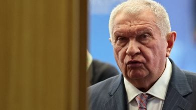 Photo of رئيس روسنفط: شركات الطاقة الأميركية أكبر مستفيد من إغلاق مضيق هرمز