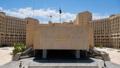 Photo of هل يمر النفط العراقي من مضيق هرمز مقابل رسوم لإيران؟ رد رسمي