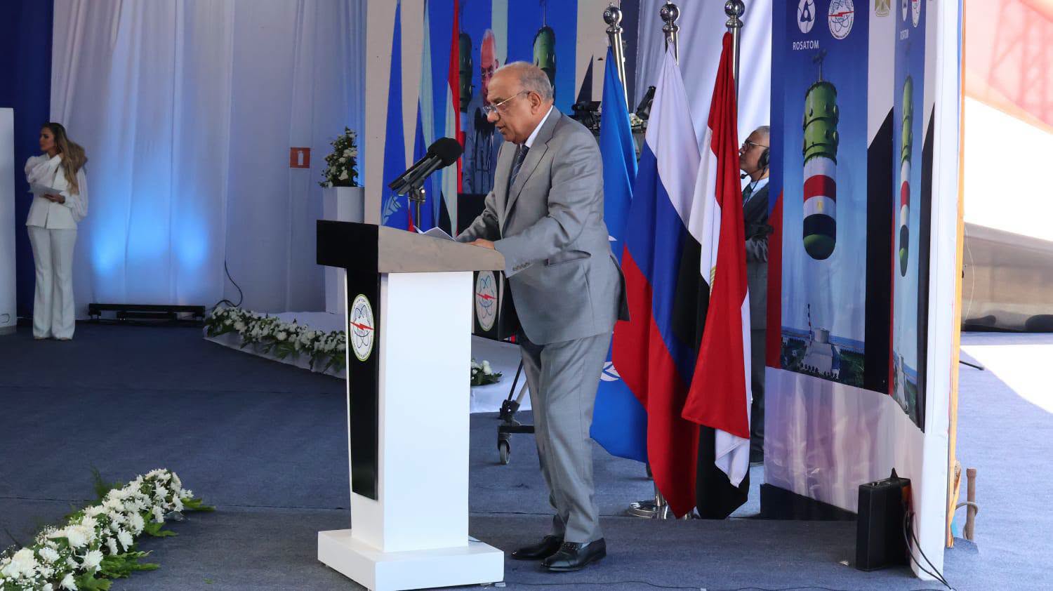 من مراسم وضع وعاد مفاعل الوحدة الثانية بمحطة الضبعة