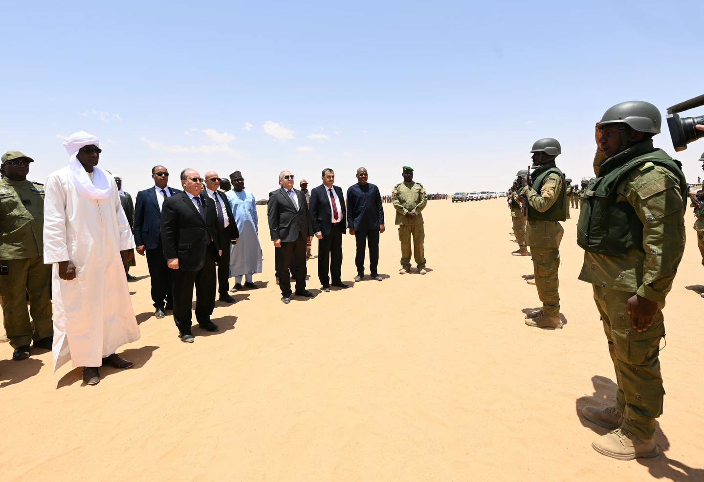 الجزائر
