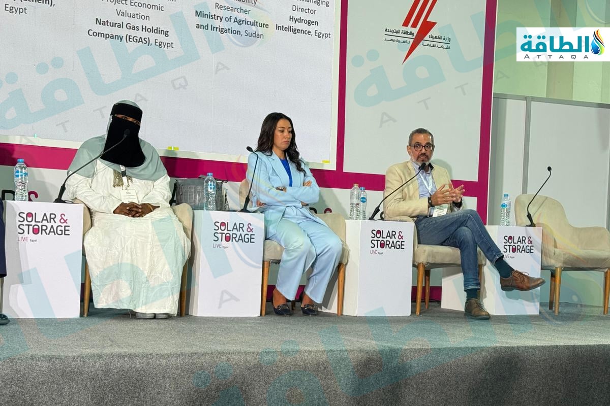 جانب من فعاليات معرض الطاقة الشمسية في الشرق الأوسط وشمال أفريقيا "The Solar Show MENA" 