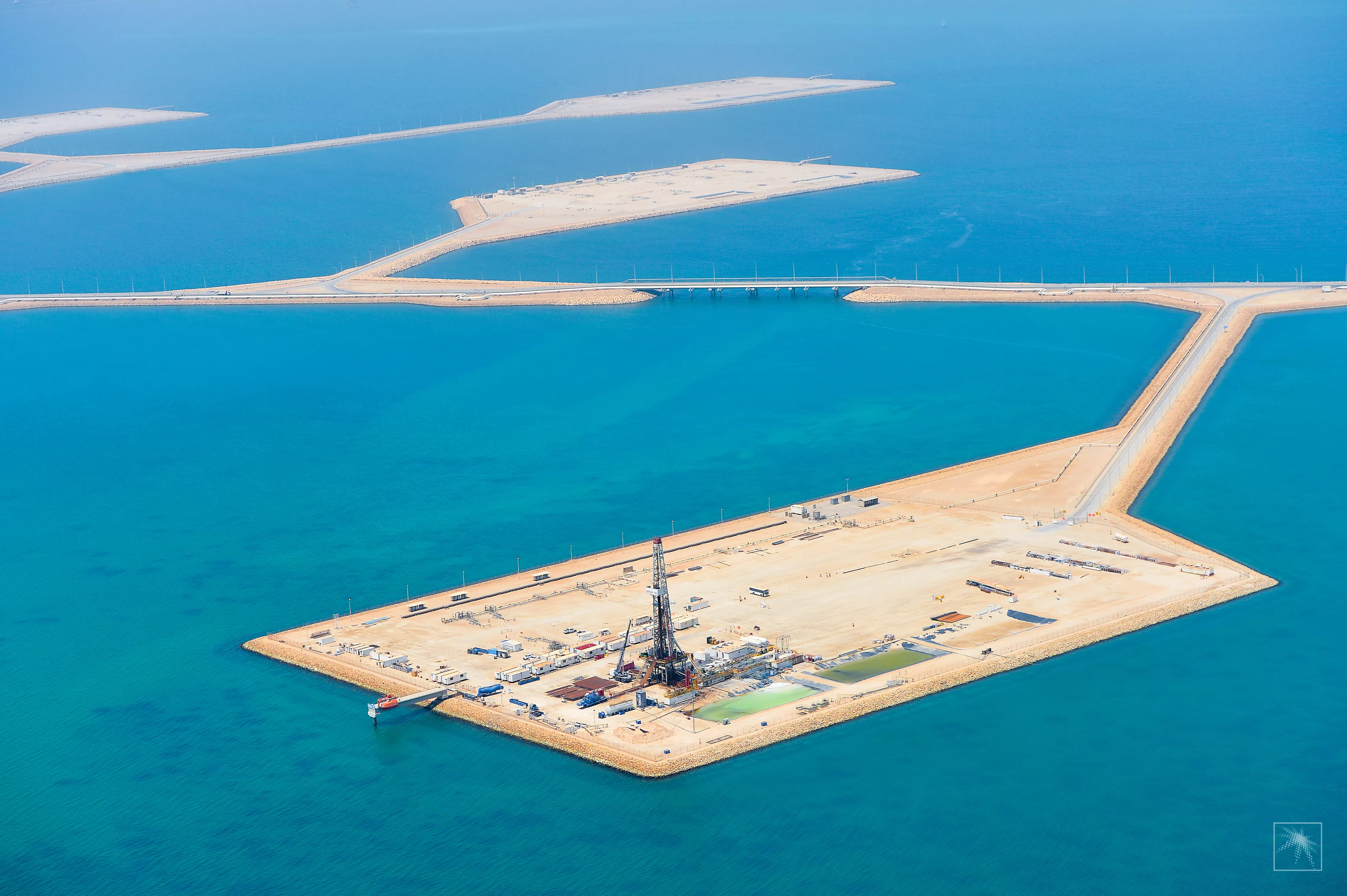 حقل منيفة البحري في السعودية