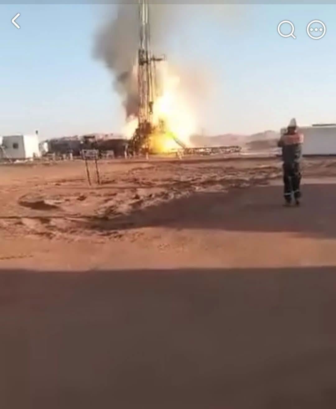 جانب من حريق حقل غاز جزائري