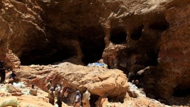 Photo of انهيار منجم ذهب في السودان يودي بحياة 60 شخصًا