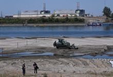 Photo of بعض محطات الطاقة النووية في أوروبا تتوقف عن العمل وسط موجات الحر (تقرير)