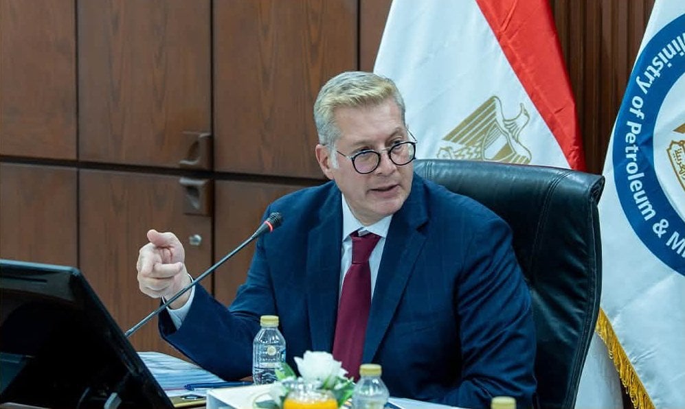 وزير البترول المصري كريم بدوي