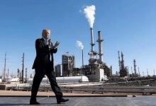 Photo of ترمب يوسع إنتاج النفط الأميركي وتكريره.. قرار جديد