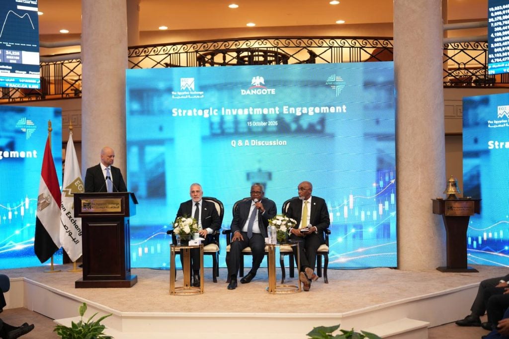 رئيس مجموعة دانغوتي أليكو دانغوتي، خلال جلسة من مؤتمر البورصة المصرية في القاهرة