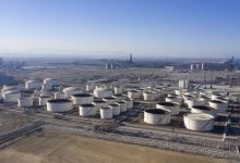 Photo of إنتاج سلطنة عمان من وقود السيارات يرتفع 0.7% خلال 8 أشهر