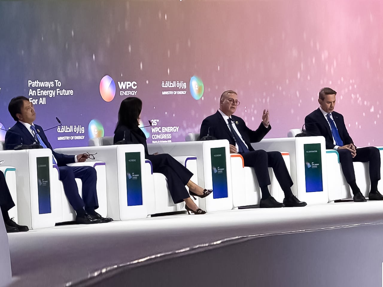 وزير البترول خلال مؤتمر البترول العالمي في الرياض