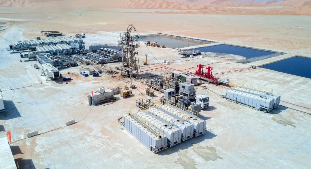 أبراج لخدمات الطاقة العمانية