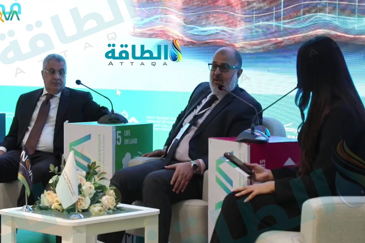 جانب من جلسة حوارية حول سبل زيادة إنتاج النفط في ليبيا ضمن فعاليات مؤتمر ومعرض نوفا 2026